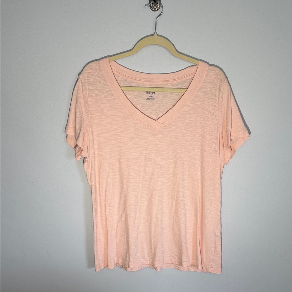 Felina Soft Peach V-Neck Tee XL Lightweight Everyday Essential